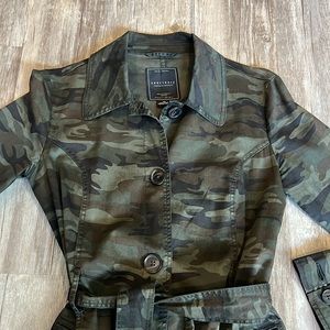 Women’s Camo Trench Jacket Size XS